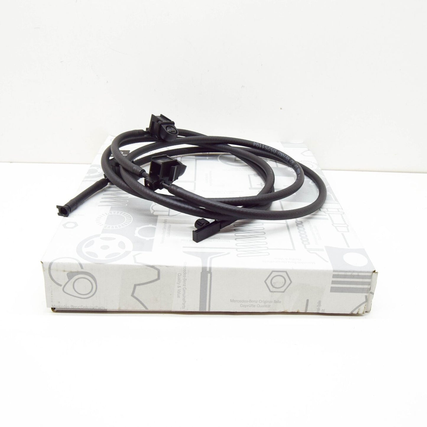 NEW MERCEDES-BENZ E W212 WASHER SYSTEM HOSE LHD A2128600792 ORIGINAL