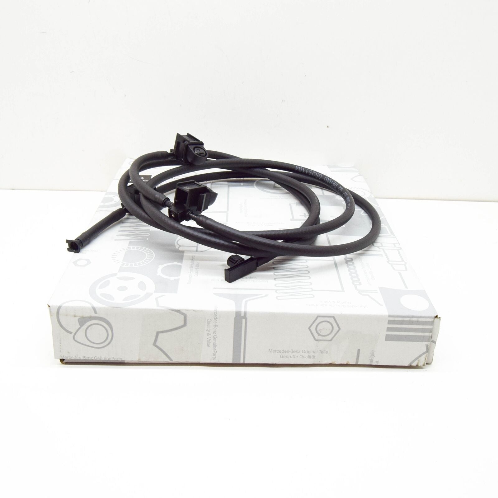 NEW MERCEDES-BENZ E W212 WASHER SYSTEM HOSE LHD A2128600792 ORIGINAL