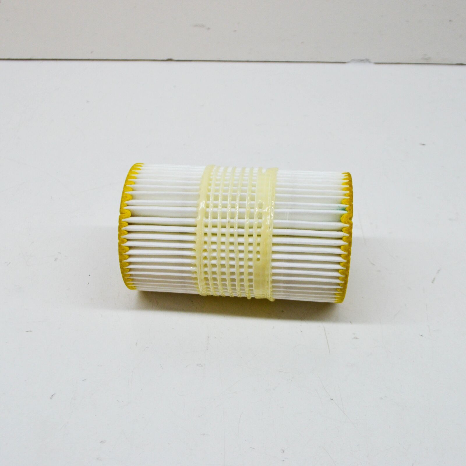 NEW AUDI A6 C6 OIL FILTER 06E115562H 3.0 PETROL ORIGINAL