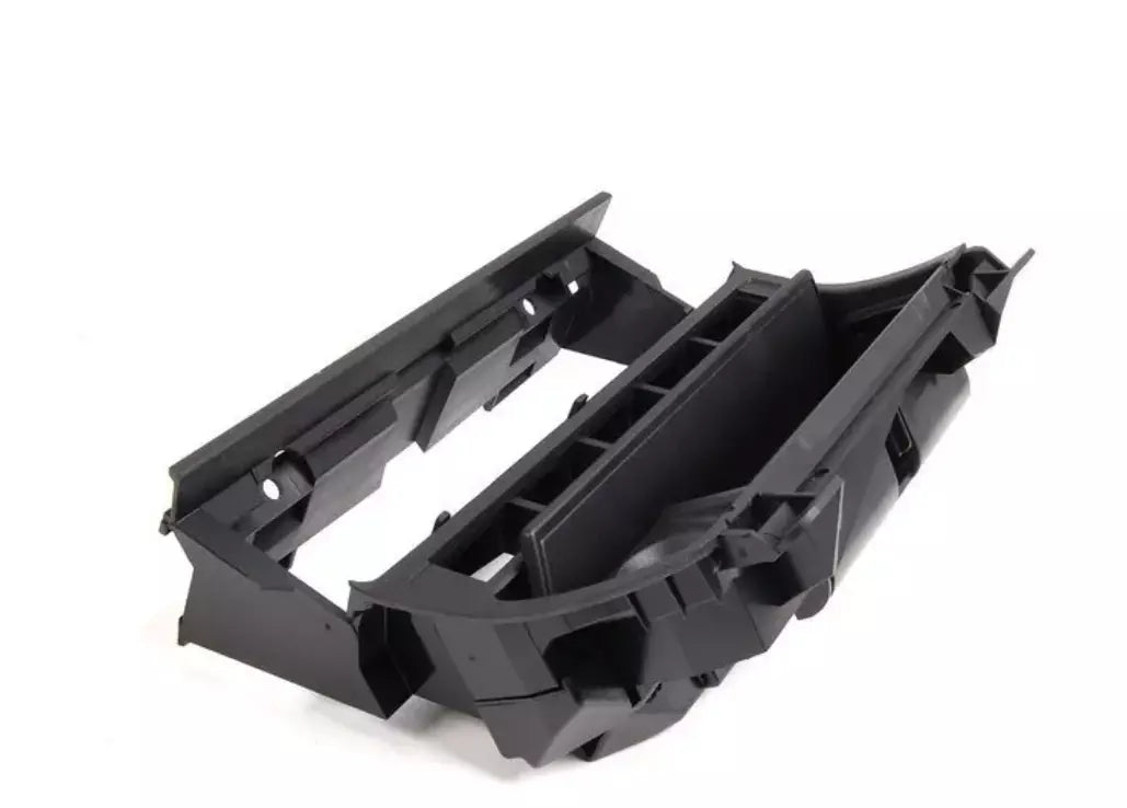 NEW BMW 3 E46 CENTER CONSOLE/RADIO MOUNTING BRACKET 51168230902 8230902 ORIGINAL