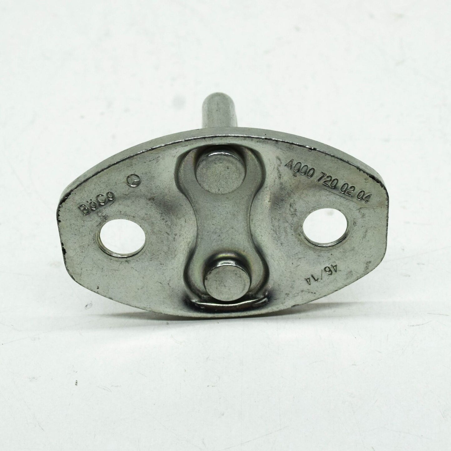 NEW MERCEDES-BENZ VITO W639 REAR DOOR LOCK STRIKER A0007200204 ORIGINAL