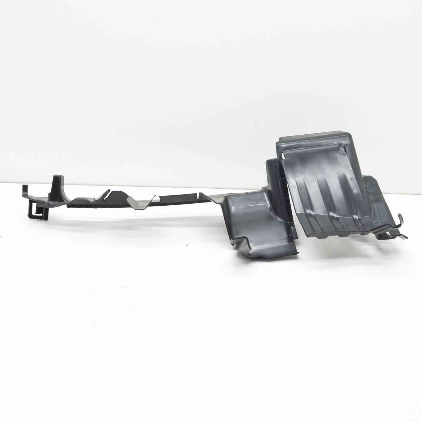 NEW VOLKSWAGEN GOLF MK7 5G RIGHT RADIATOR AIR DEFLECTOR 5G0121284AA ORIGINAL