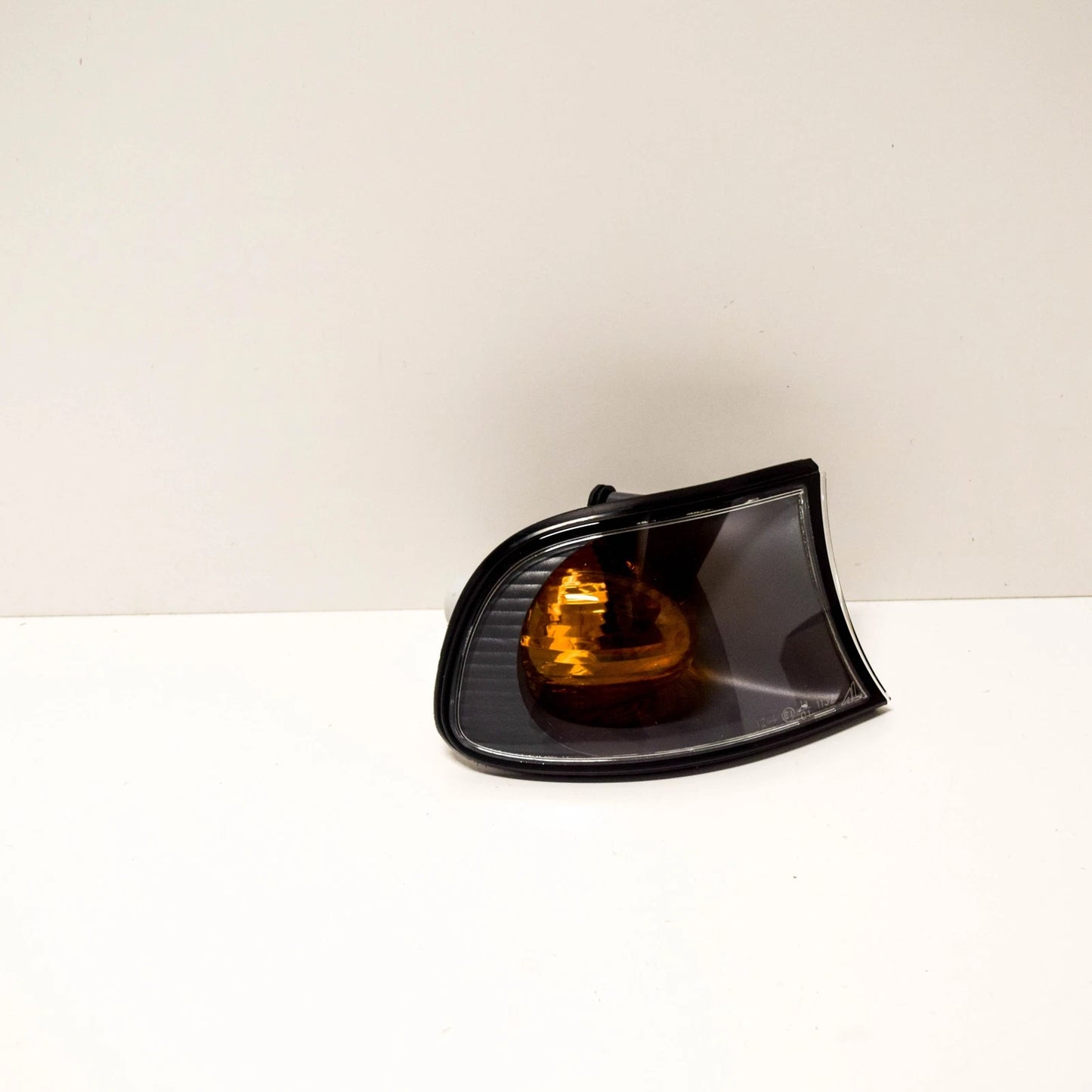 NEW BMW E46 COMPACT RIGHT TURN CORNER LIGHT 6924950 63136924950 ORIGINAL