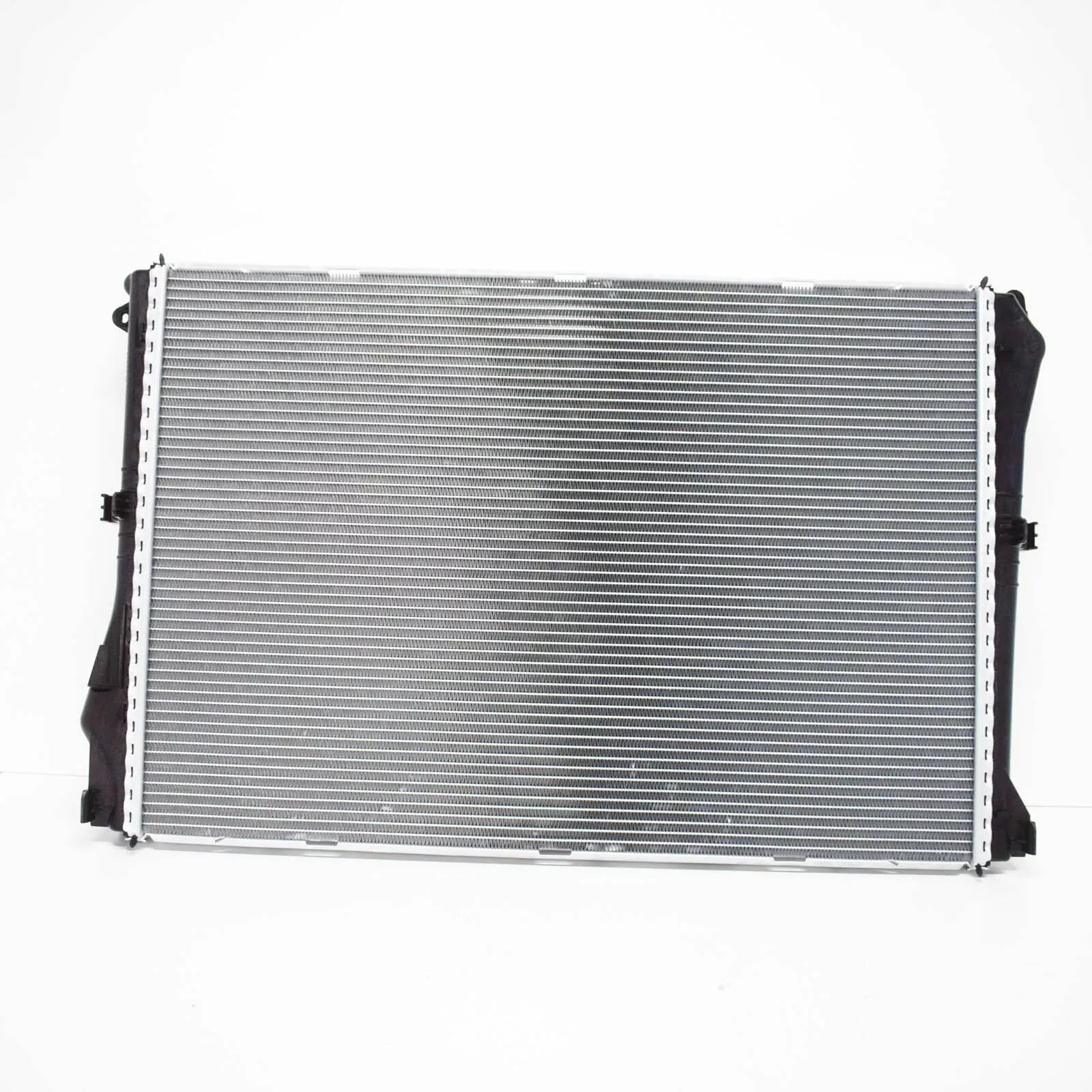 NEW MERCEDES-BENZ C-CLASS W205 ENGINE COOLANT RADIATOR A0995001703 ORIGINAL