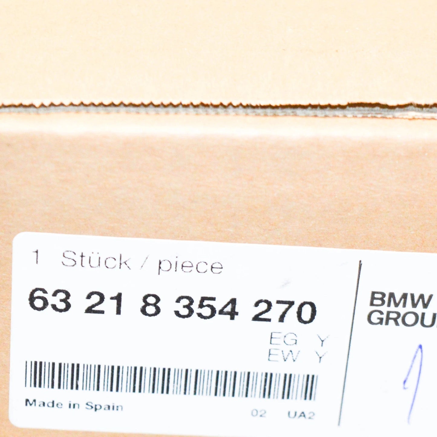 NEW BMW 8 E31 RIGHT REAR OUTER TAIL LIGHT 63218354270 ORIGINAL