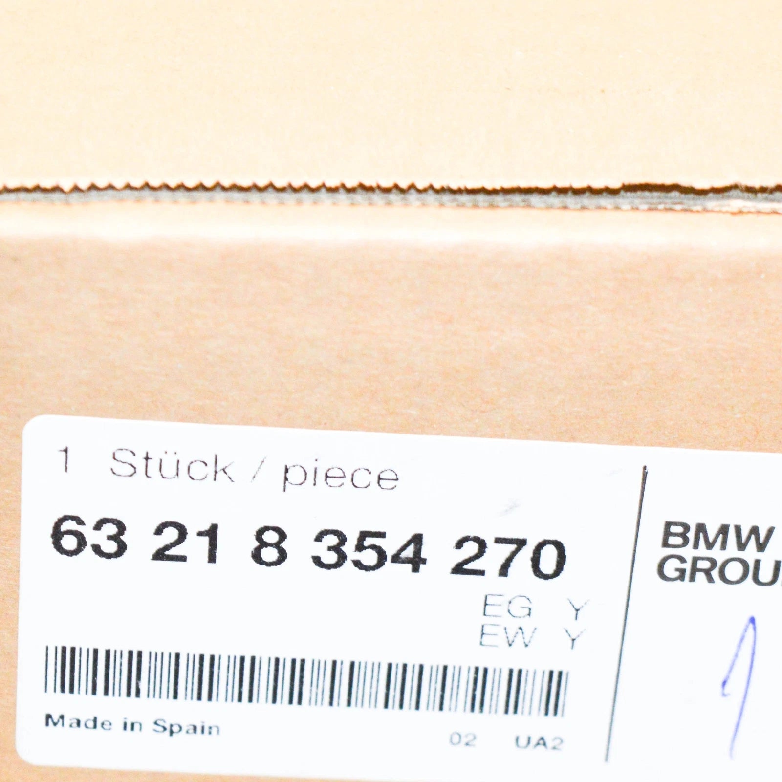 NEW BMW 8 E31 RIGHT REAR OUTER TAIL LIGHT 63218354270 ORIGINAL