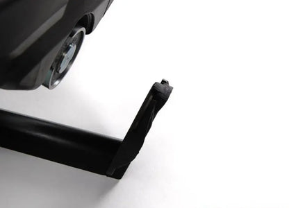 NEW BMW 5 E60 FRONT LOWER AIR DUCT PASSIVE 51117178119 7178119 ORIGINAL