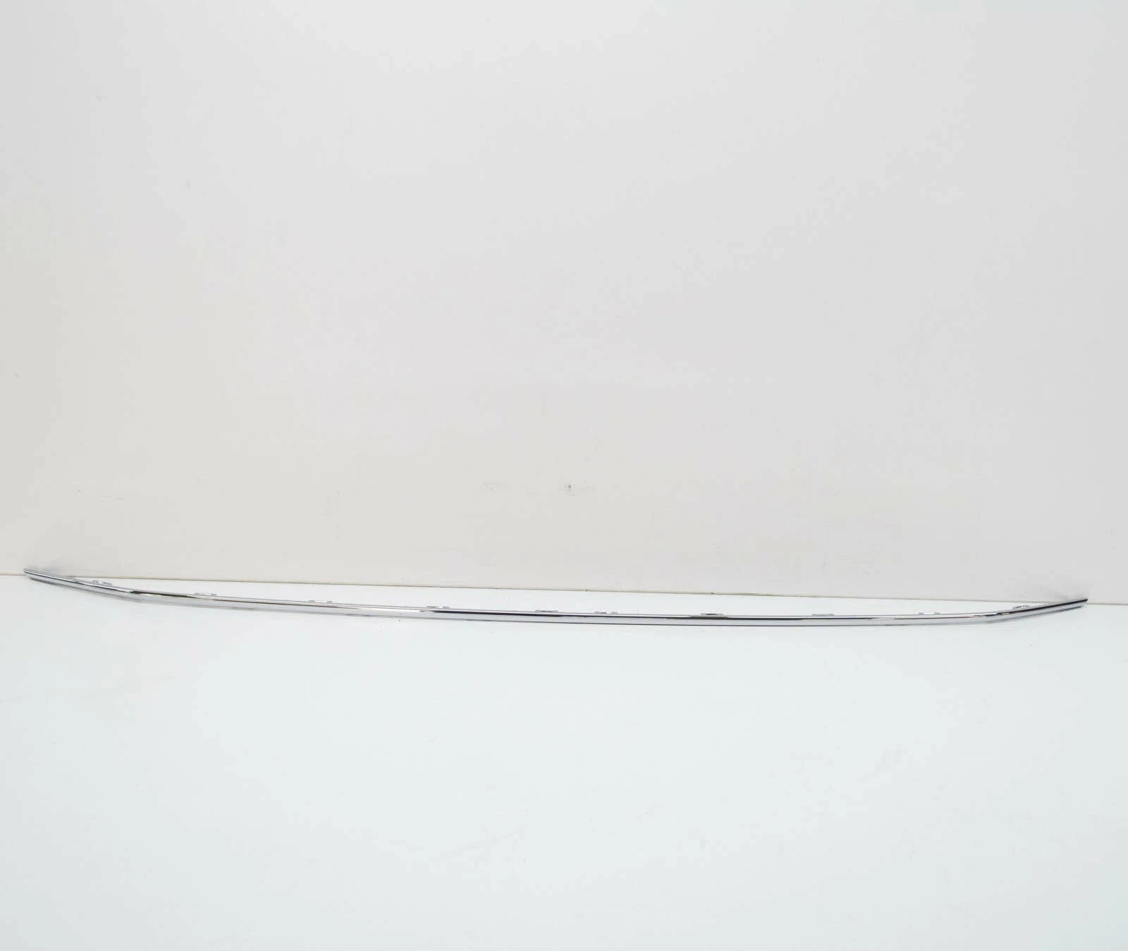 NEW VW TIGUAN AD/BW 2 FRONT BUMPER CENTER MOLDING TRIM 5NA8531012ZZ ORIGINAL