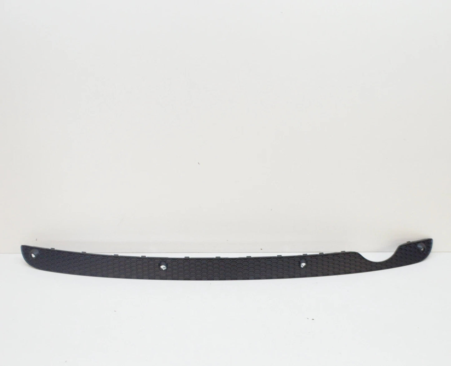 NEW AUDI Q5 8R REAR BUMPER CENTER LOWER GRILLE 8R0807823G 2014