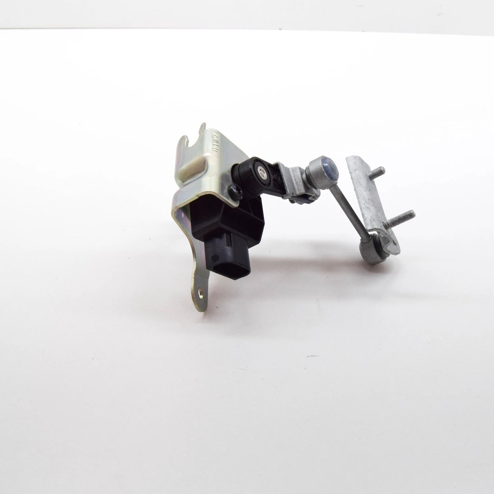 NEW MERCEDES-BENZ C W204 REAR RIGHT TURNING ANGLE SENSOR A2129053002 ORIGINAL