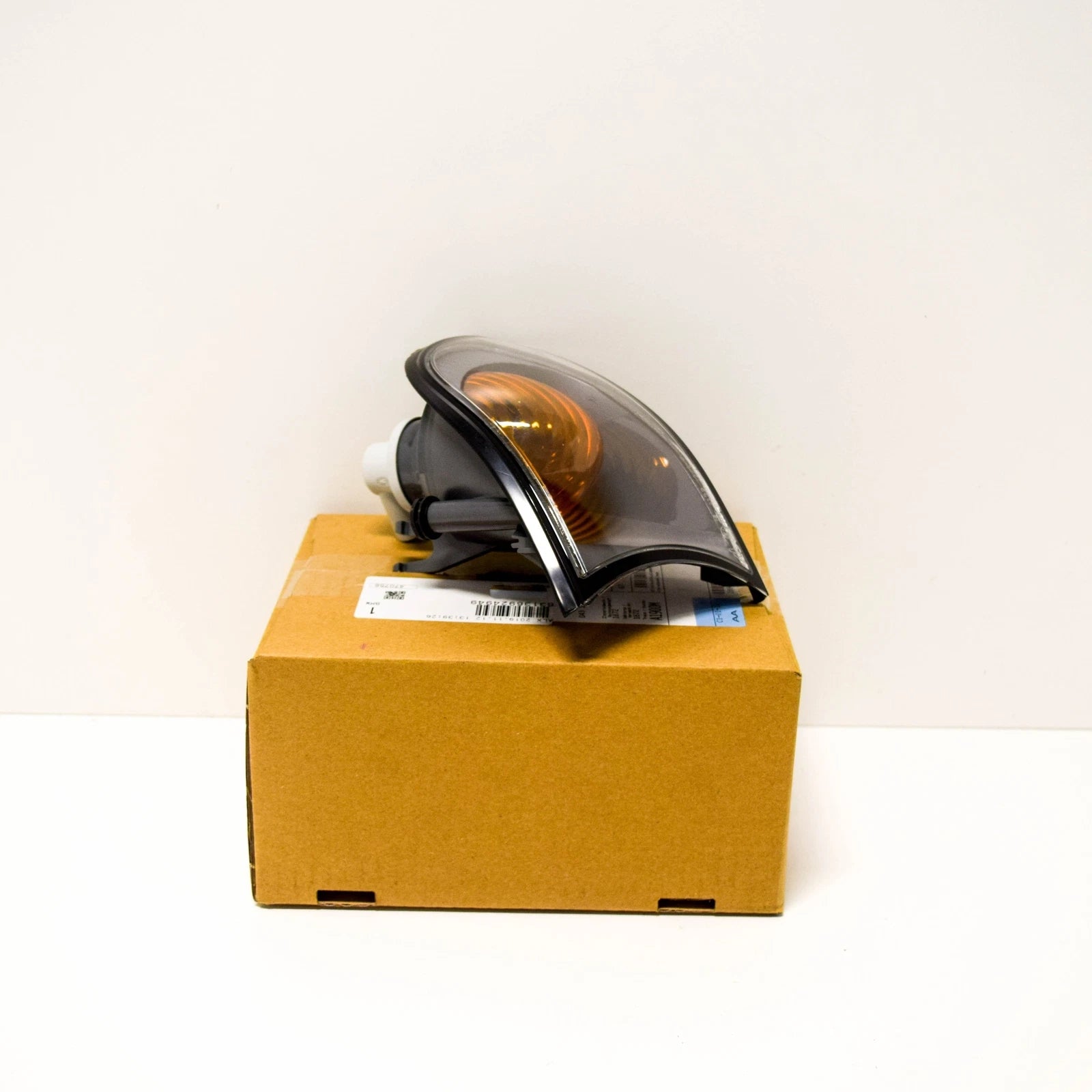 NEW BMW 3 E46 COMPACT LEFT TURN CORNER LIGHT 6924949 63136924949 ORIGINAL