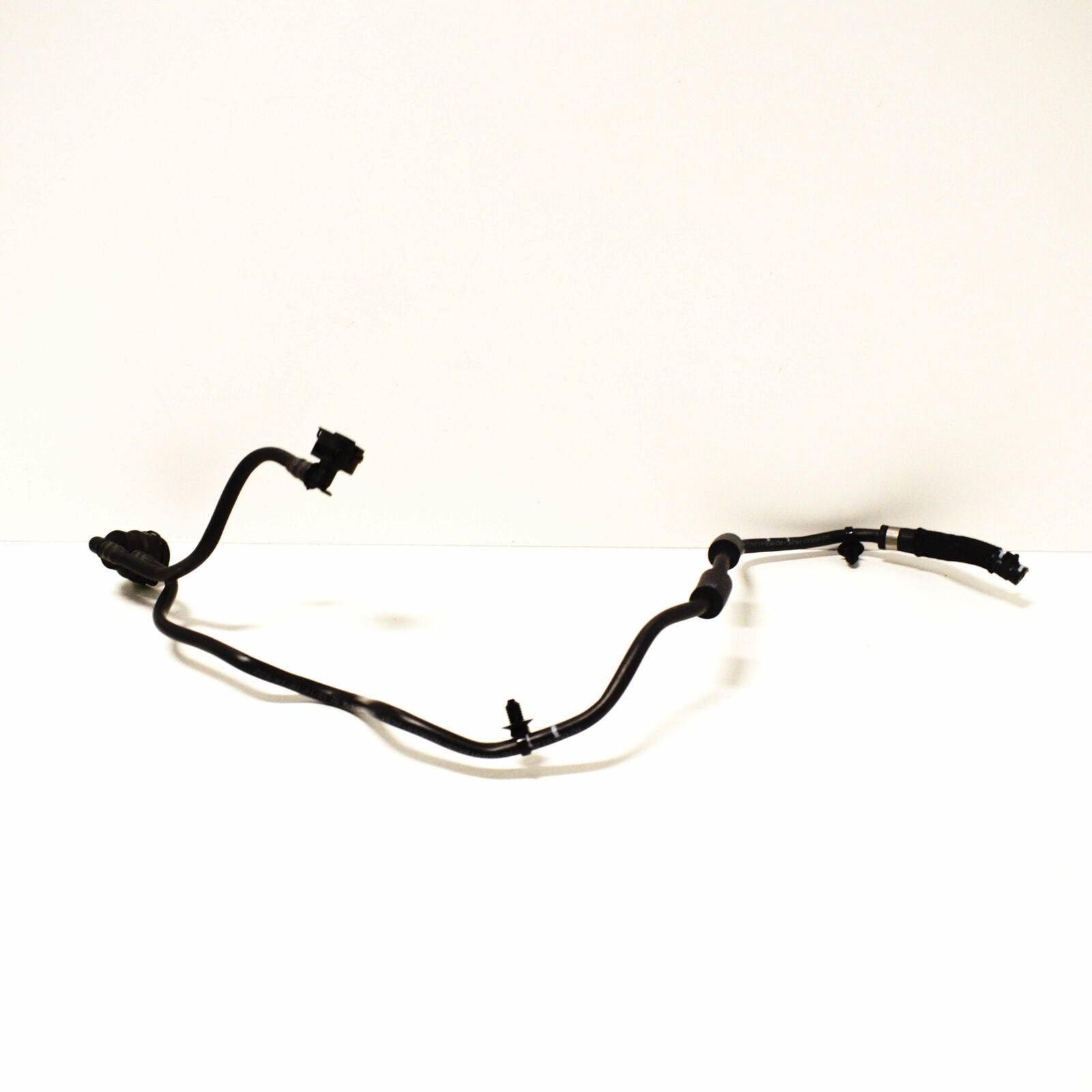 NEW MB C A205 RADIATOR VENT PIPE HOSE C 300 2.0 PETROL A2055012501 ORIGINAL