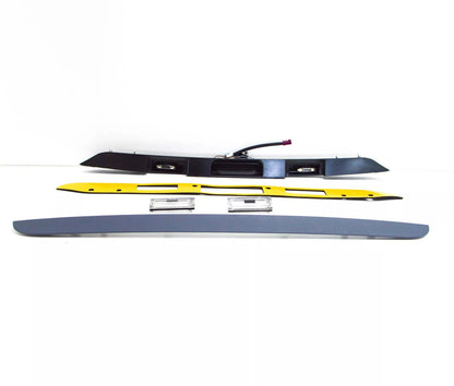 NEW BMW 5 E39 TOURING 2.0I TRUNK LID GRIP WITH KEY BUTTON 51138185790 ORIGINAL