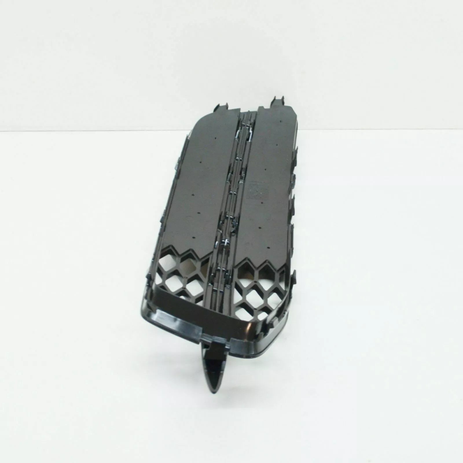 NEW AUDI A6 C7 RIGHT FOG LIGHT SURROUND GRILLE 4G0807682D9B9 2011 S-LINE