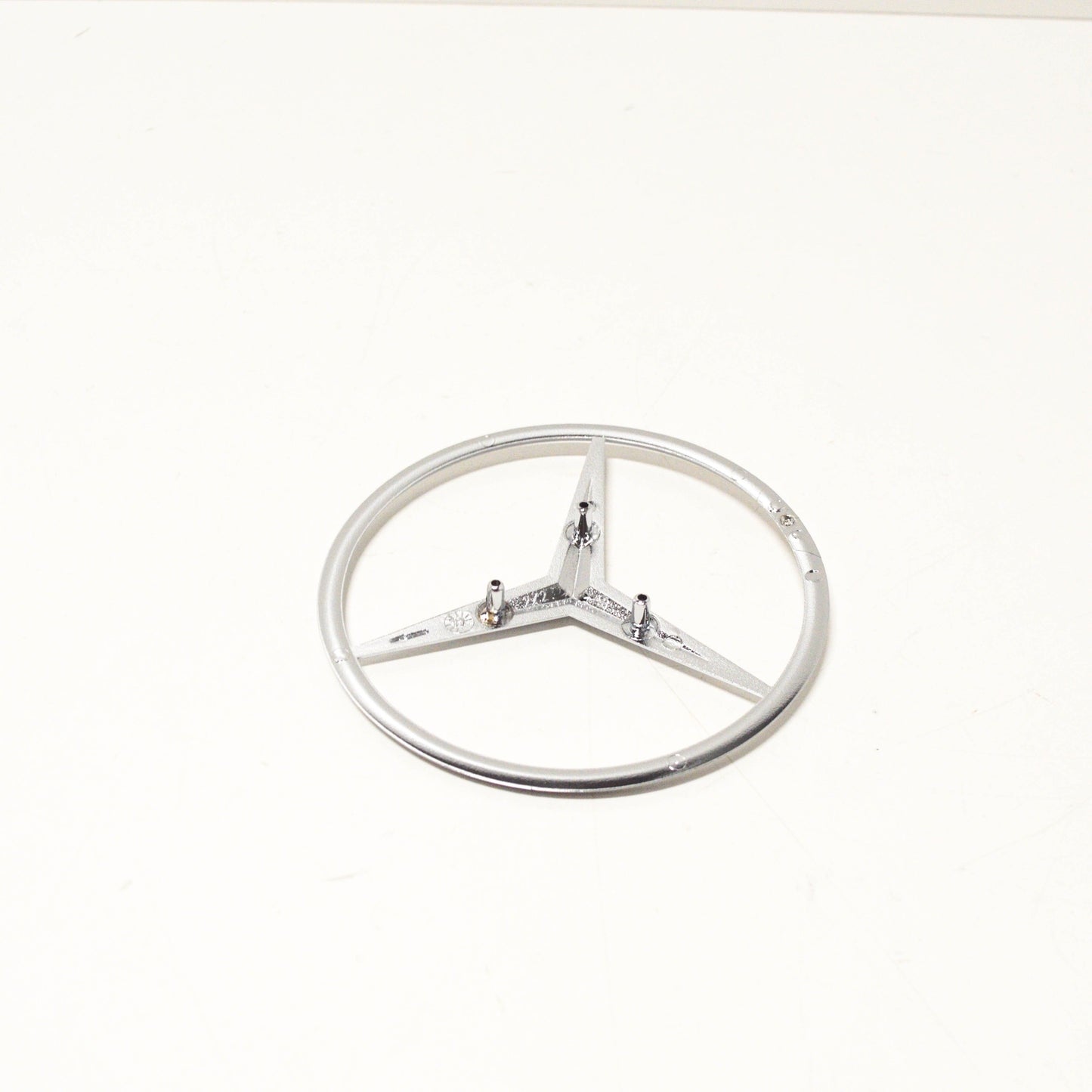 NEW MERCEDES BENZ VITO W638 REAR BOOT EMBLEM A6387580058 ORIGINAL