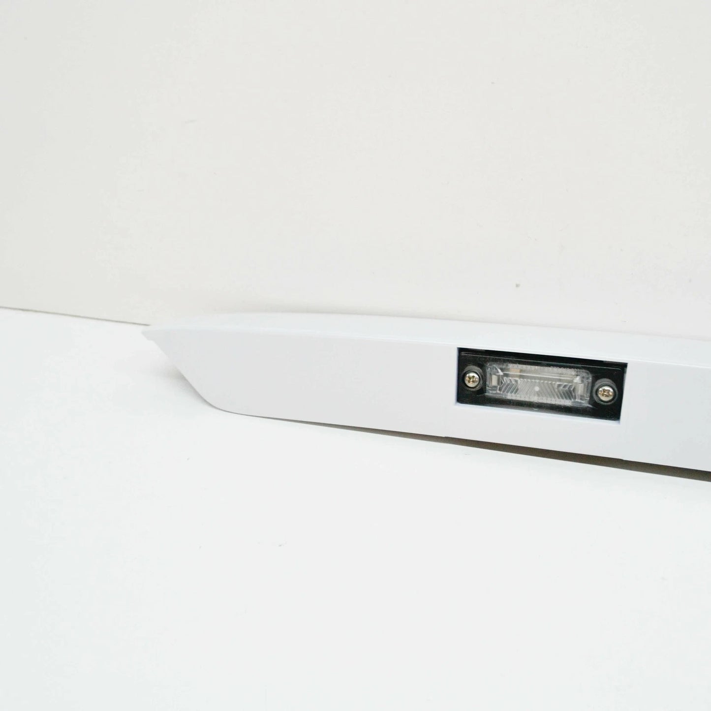 NEW VOLKSWAGEN TRANSPORTER T5 REAR LIGHT FIBRE 7E0827329GGRU