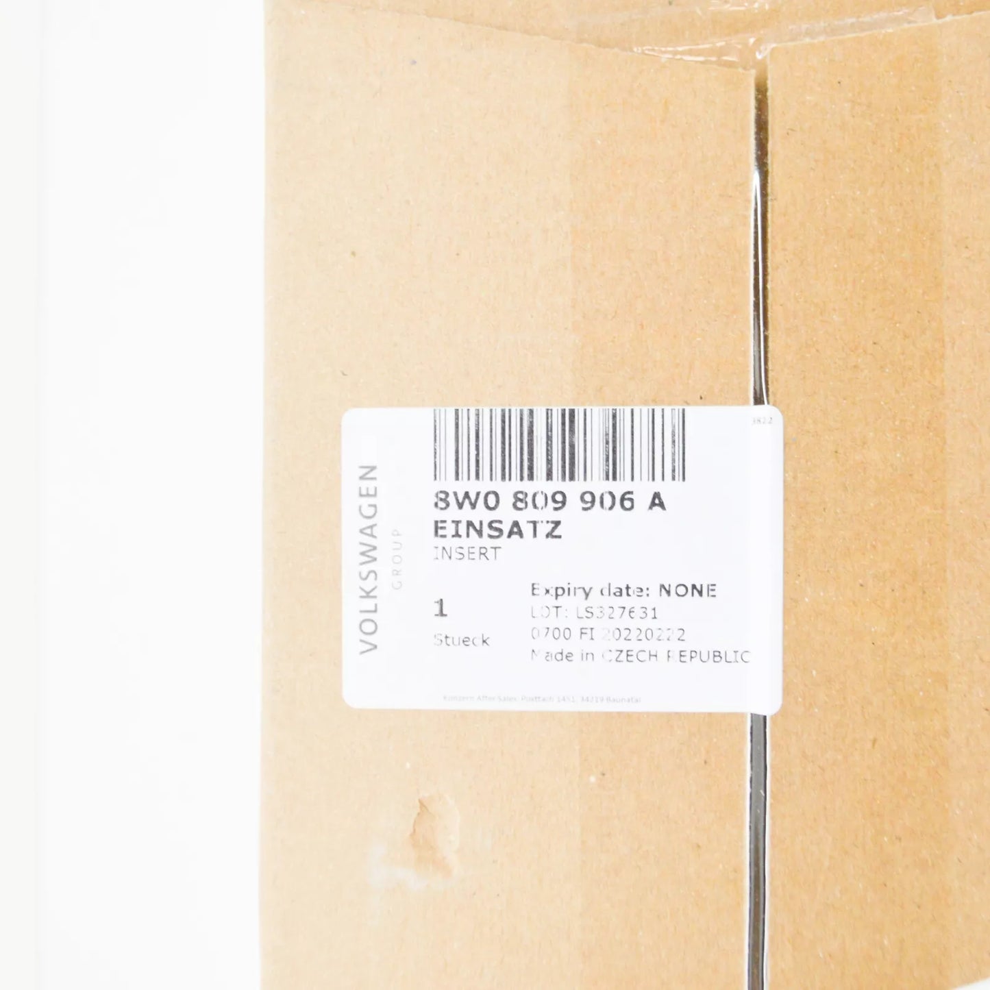 NEW AUDI A4 B9 FUEL TANK FLAP 8W0809906A