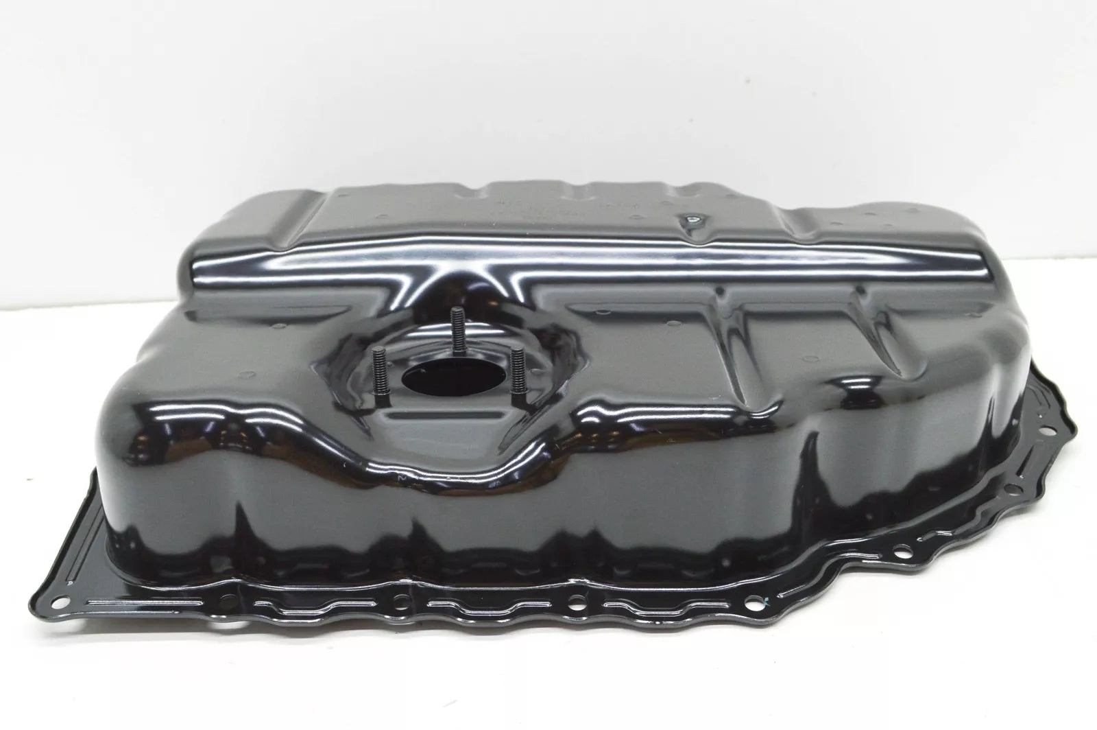 NEW VOLKSWAGEN ARTEON 3H7 ENGINE OIL PAN SUMP LOWER PART 06K103600AF ORIGINAL