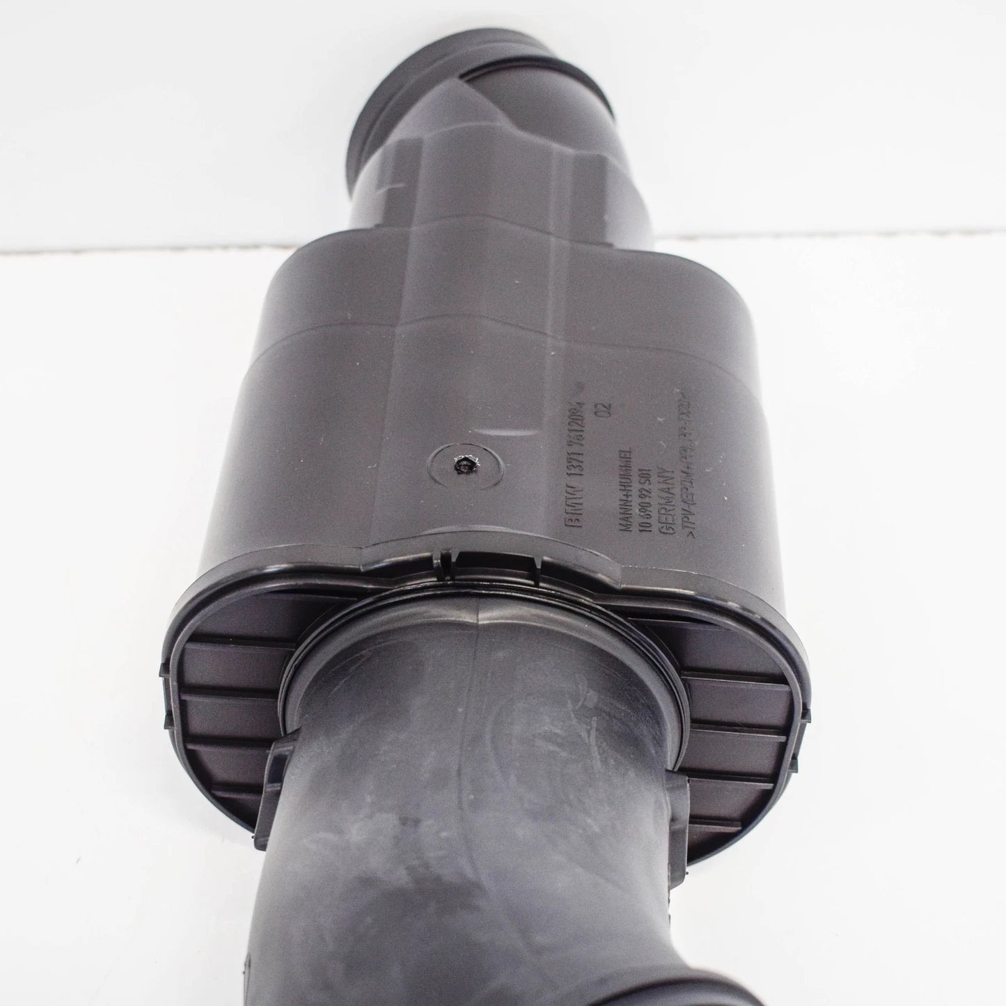 NEW BMW 5 F10 AIR DUCT 2.0 PETROL 13717612094 ORIGINAL