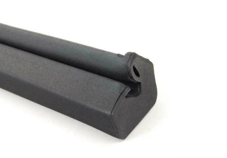 NEW VW BEETLE CONVERTIBLE 1Y TOP FRAME CENTER RIGHT SEAL 1Y0871362B ORIGINAL