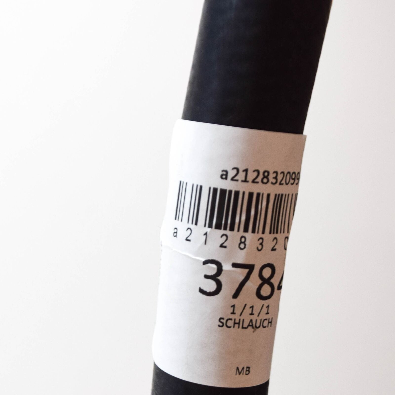 NEW MB CLS X218 ENGINE WATER COOLANT PIPE HOSE A2128320994 ORIGINAL