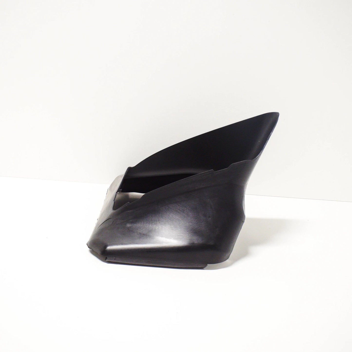 NEW BMW X3 F25 OIL COOLER RIGHT AIR DUCT 51747210488 7210488 2015 ORIGINAL