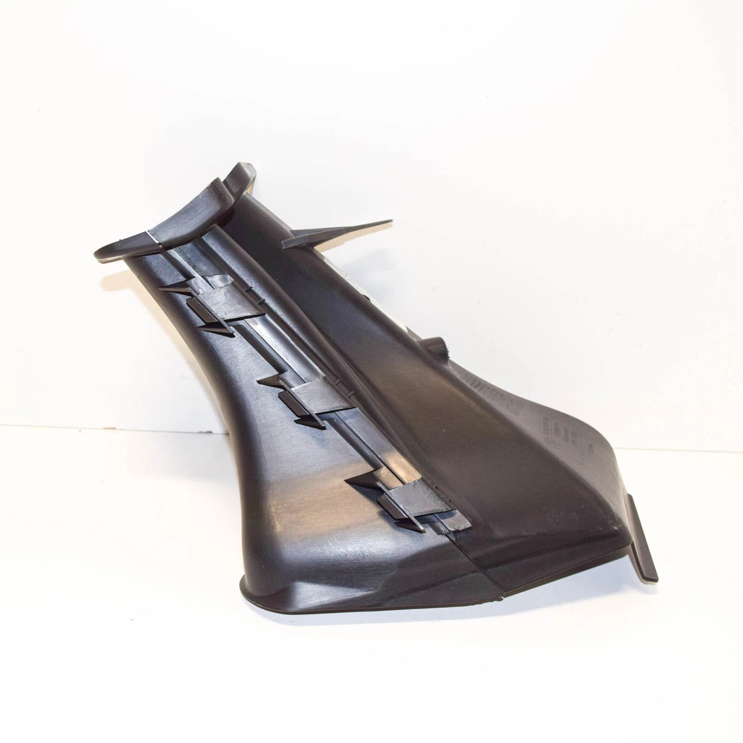 NEW BMW 1 E87 FRONT RIGHT BRAKE AIR DUCT 51747076842 7076842 ORIGINAL