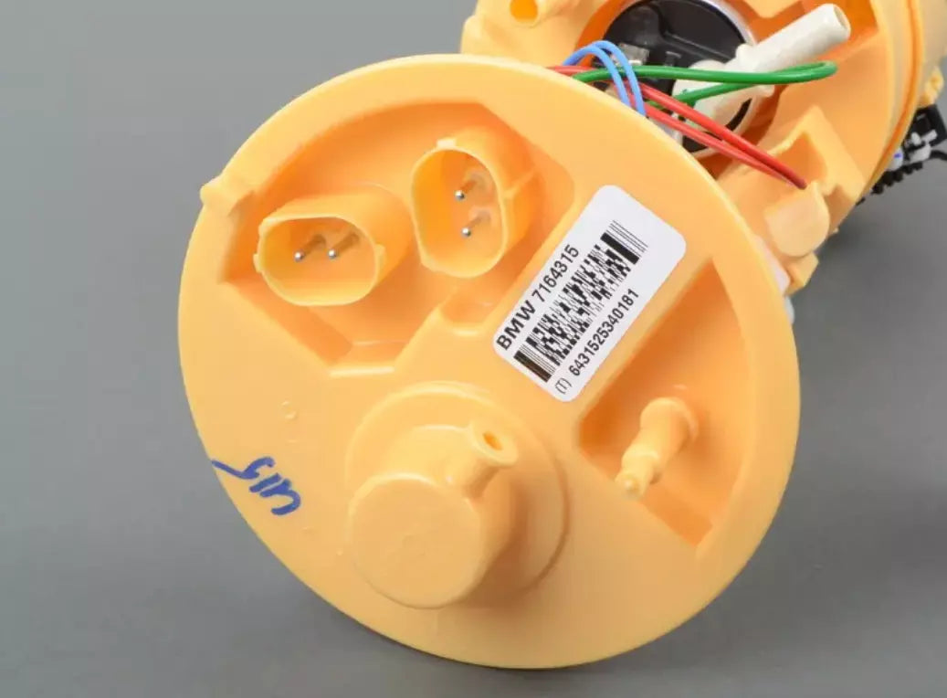 NEW BMW X5 E70 TANK FUEL PUMP 16117195471 7195471 ORIGINAL