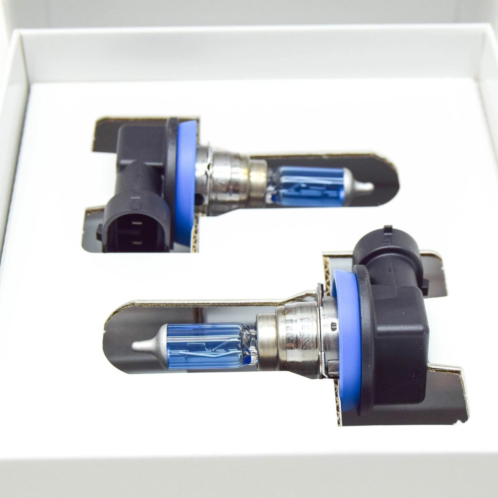 NEW BMW 5 GRAN TURISMO F07 HALOGEN HEADLIGHT LIGHT BULB 63112359505 ORIGINAL