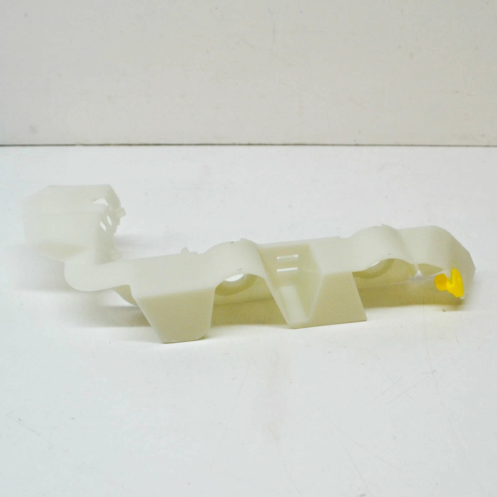 NEW AUDI A4 S4 B9 FRONT RIGHT UPPER BUMPER BRACKET 8W0807284E ORIGINAL