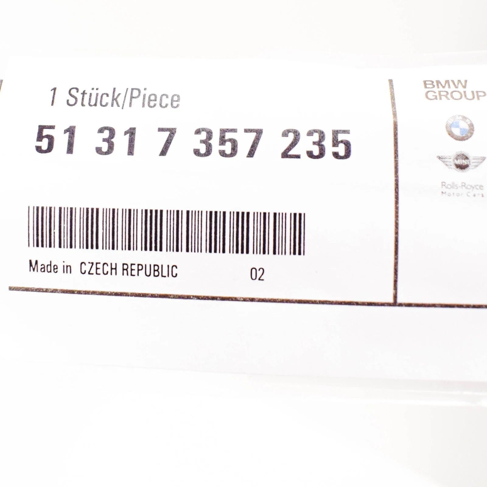 NEW BMW 7 G11 UPPER WINDSHIELD MOLDING COVER 51317357235 ORIGINAL