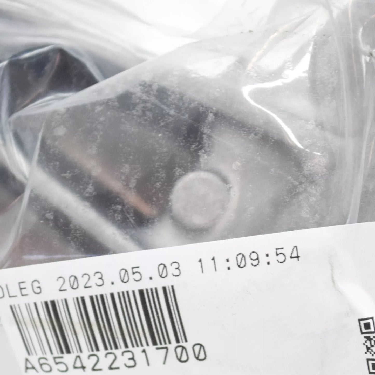 NEW MERCEDES-BENZ A W177 LEFT SIDE ENGINE BRACKET A6542231700 ORIGINAL