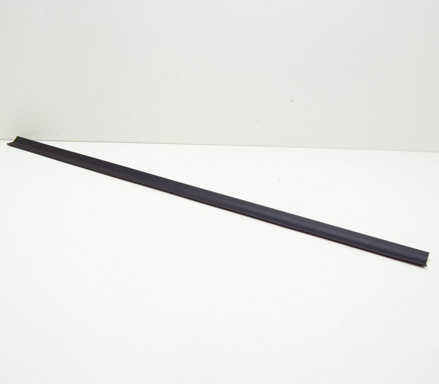 new bmw z4 roadster e85 door weatherstrip joint seal 51337016643 7016643