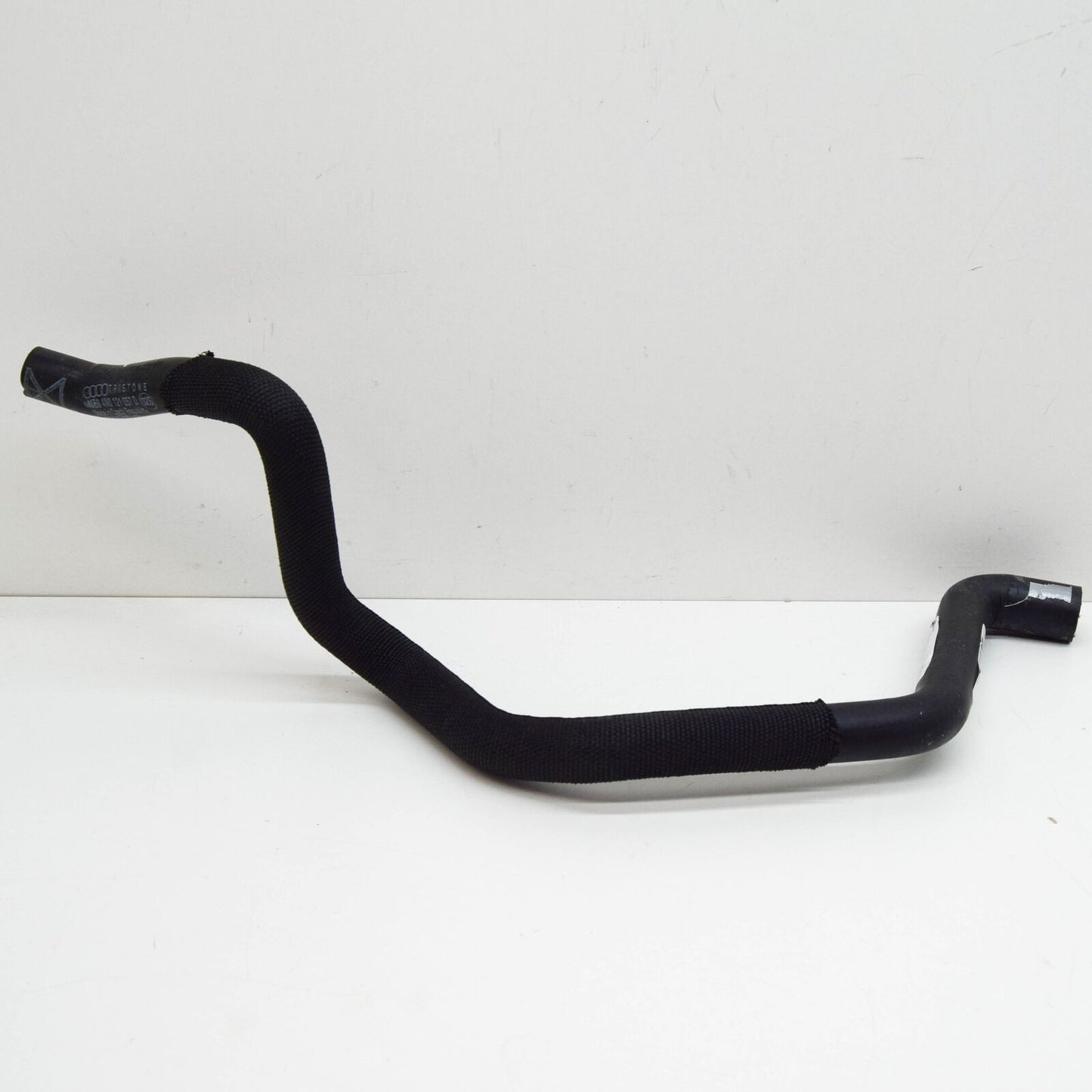 NEW AUDI A8 4N ENGINE COOLANT HOSE 4N0121057D ORIGINAL