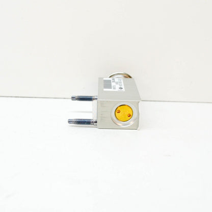 NEW MERCEDES-BENZ C W204 A/C EXPANSION VALVE LHD A2128300284 ORIGINAL