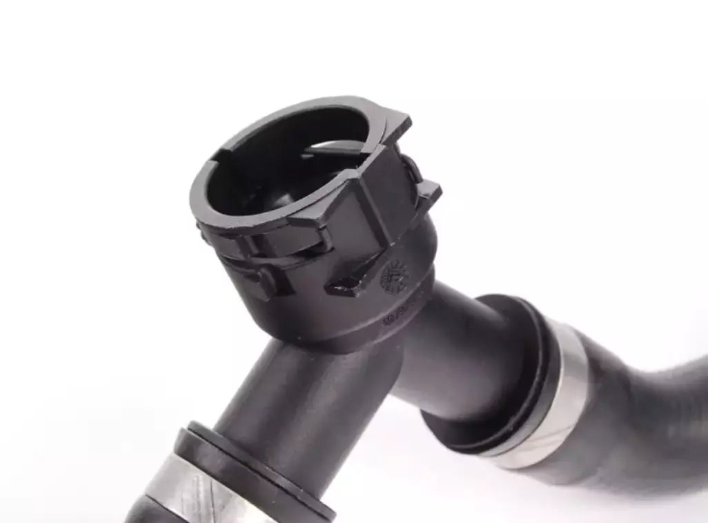 NEW BMW 3 E90 ENGINE COOLANT HOSE 17127548223 7548223 ORIGINAL