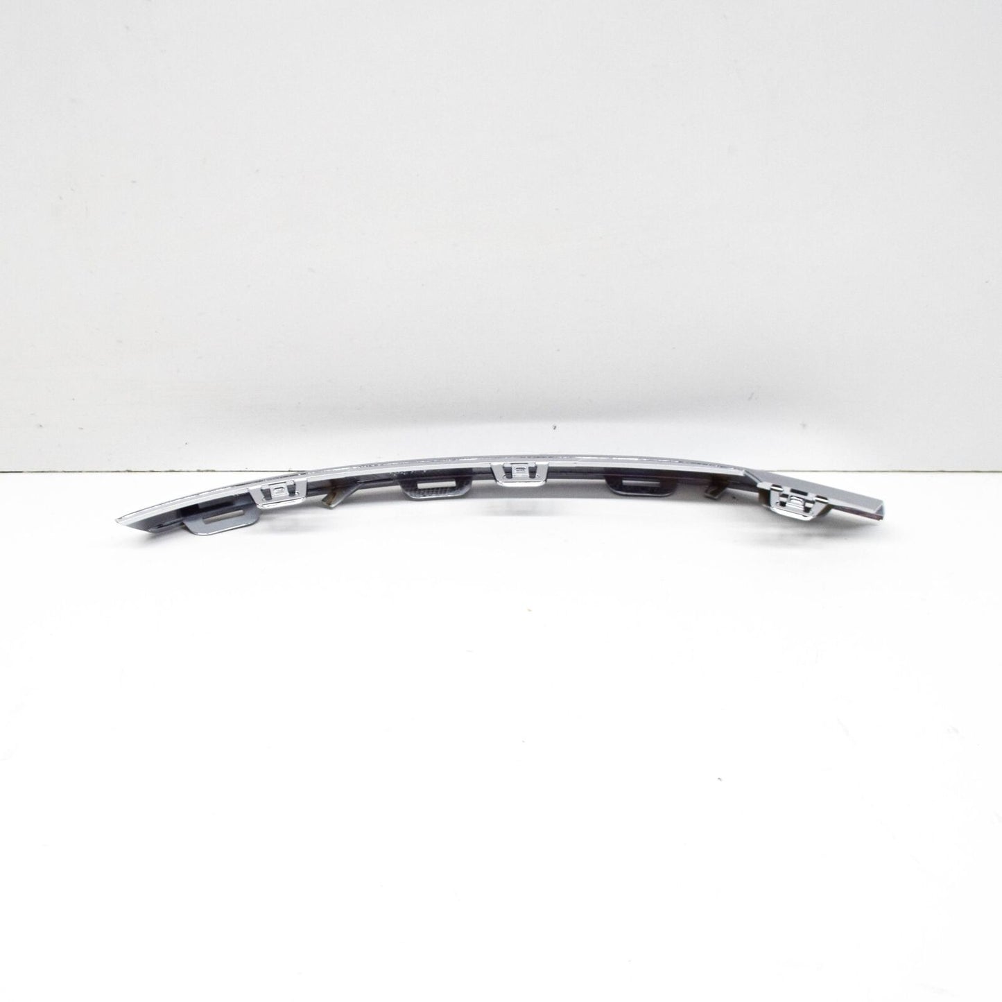 NEW MB GLC X253 FRONT BUMPER LEFT CHROME TRIM A2538852700 ORIGINAL