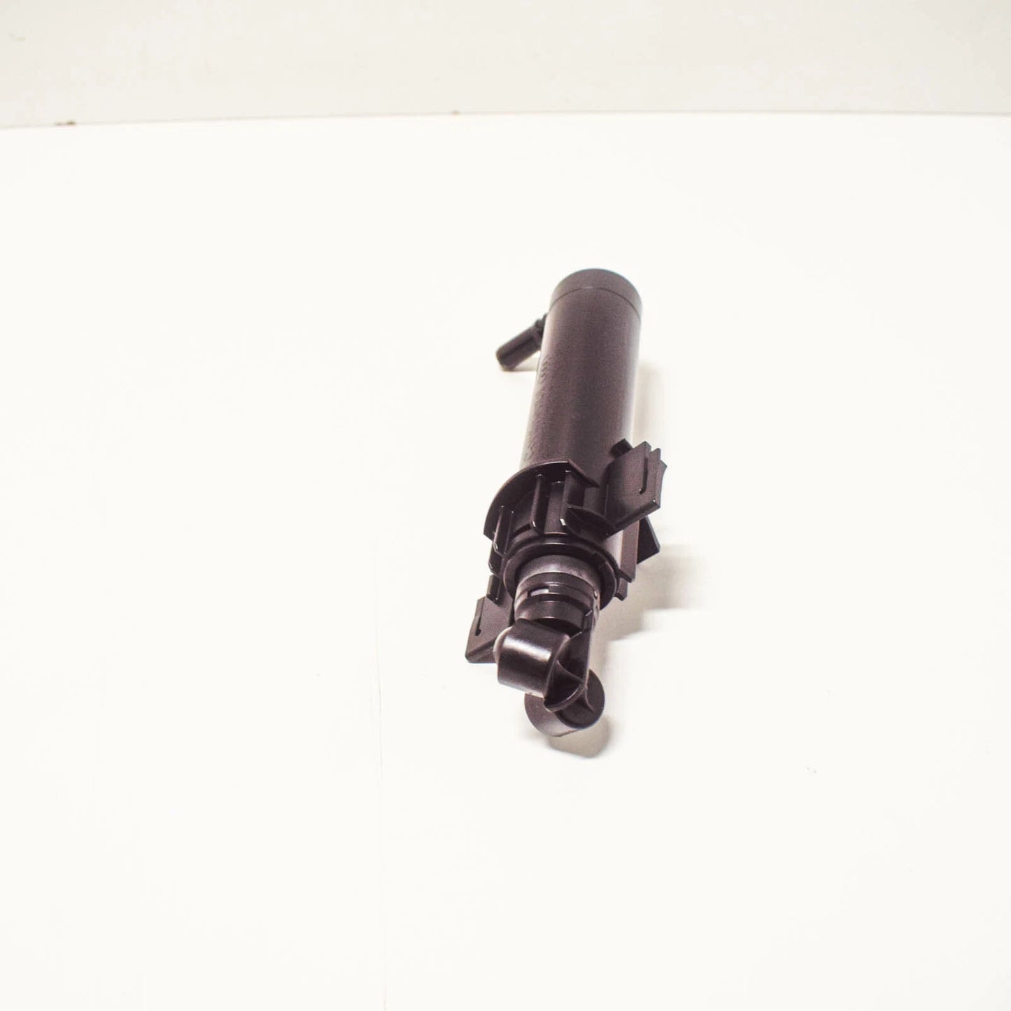 NEW AUDI A5 8T LEFT SIDE HEADLIGHT WASHER NOZZLE 8T0955101D 2015 ORIGINAL