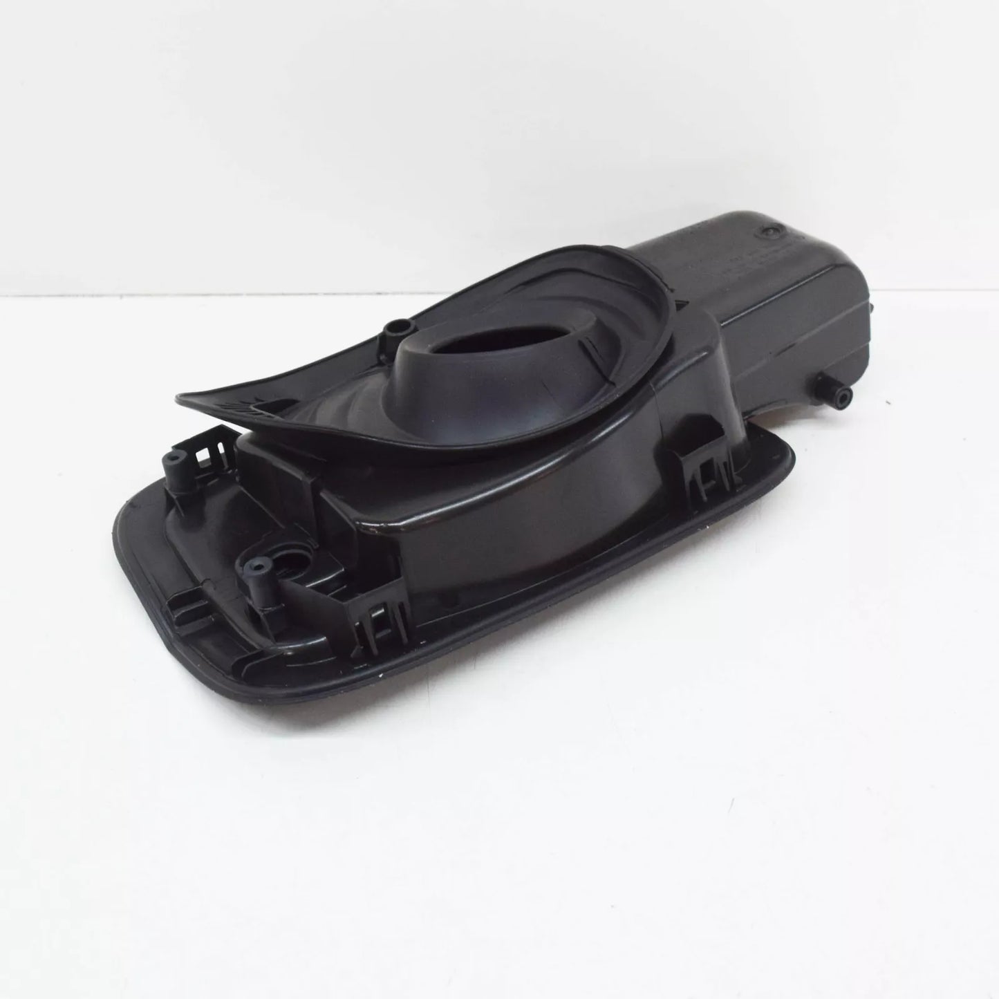 NEW AUDI A3 8V FUEL FILLER FLAP INSERT 8V3809906D