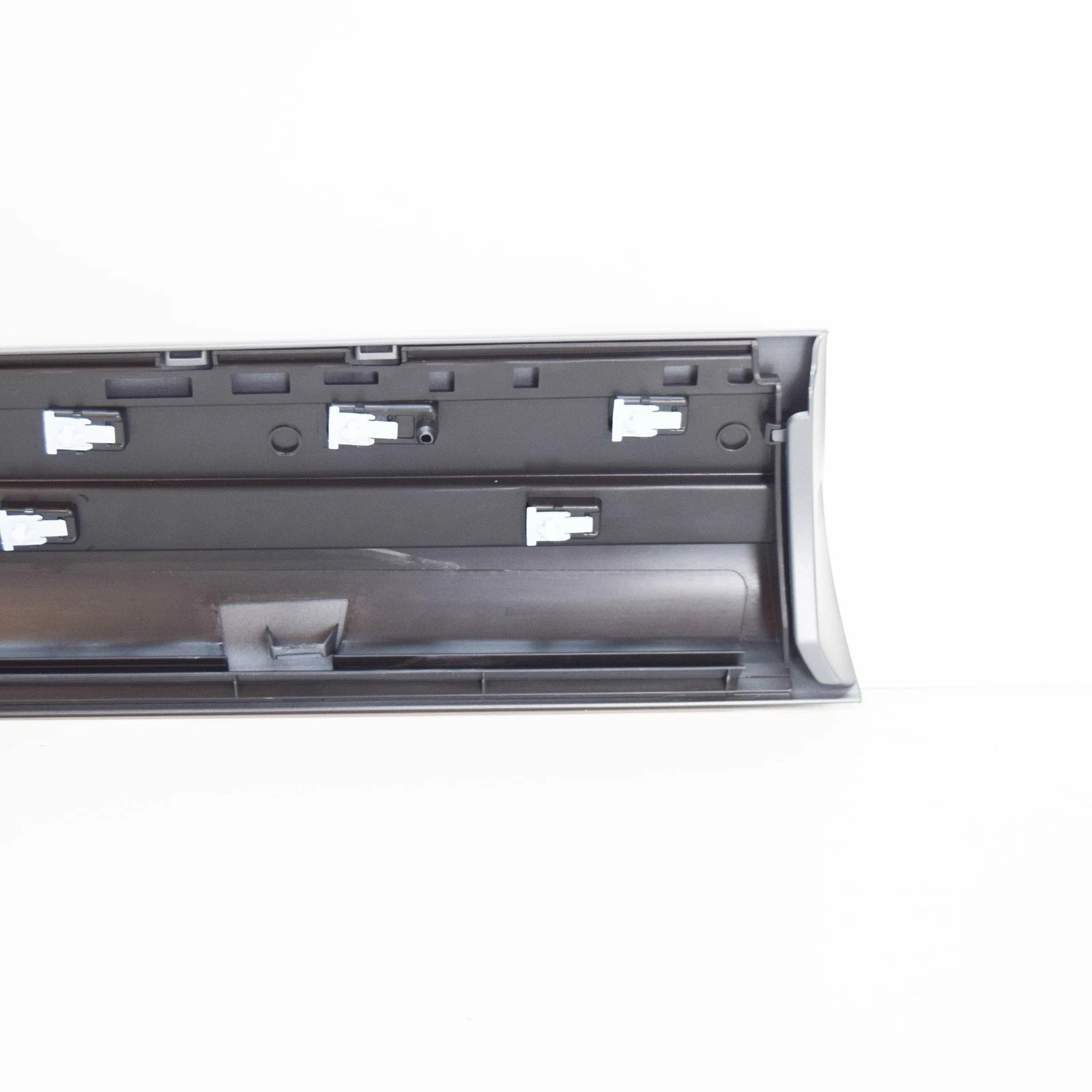 NEW AUDI Q7 4L FRONT RIGHT DOOR LOWER COVER 4L0853960H1RR