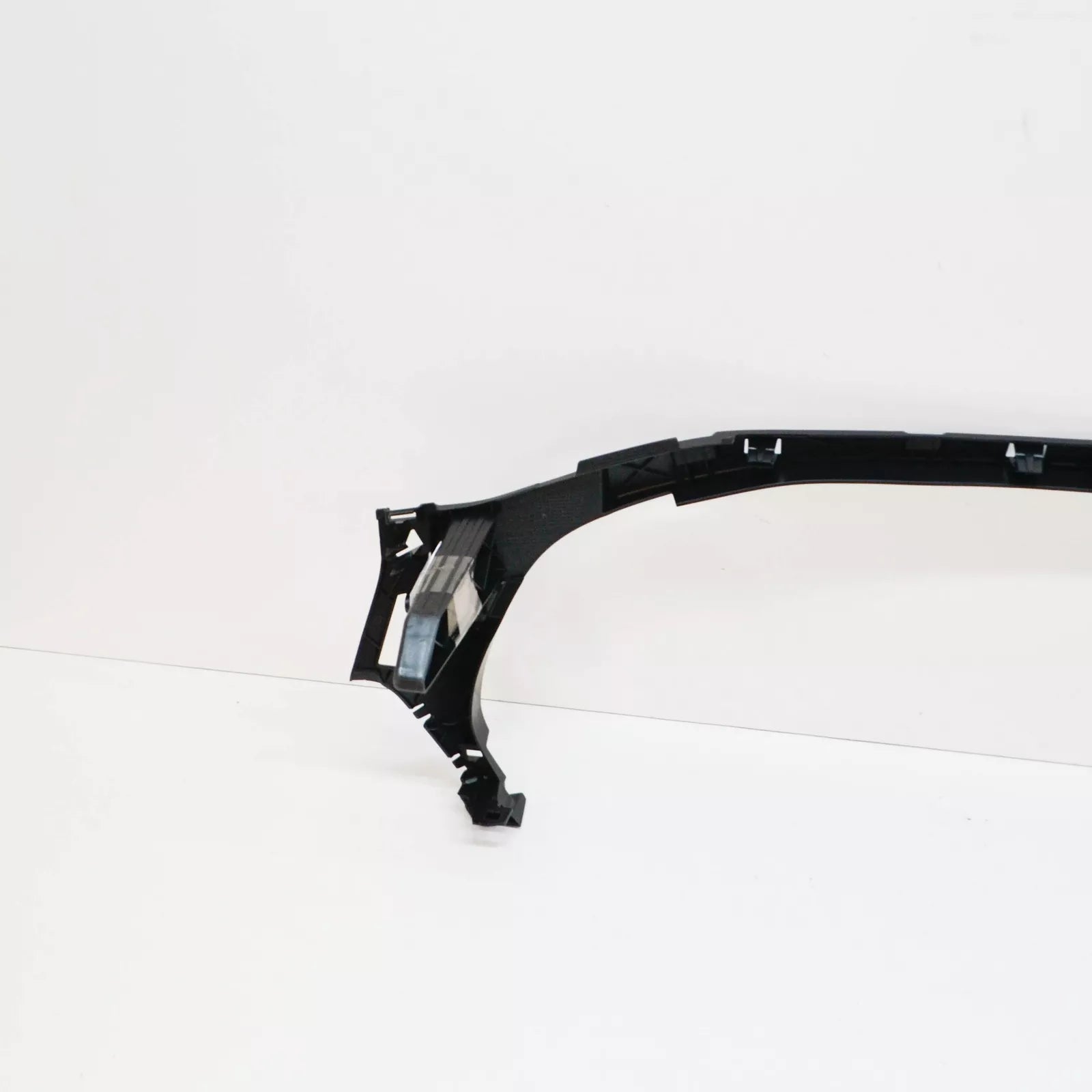 NEW MB GLE W167 FRONT BUMPER LOWER CENTER BASIC CARRIER A1678851600 ORIGINAL
