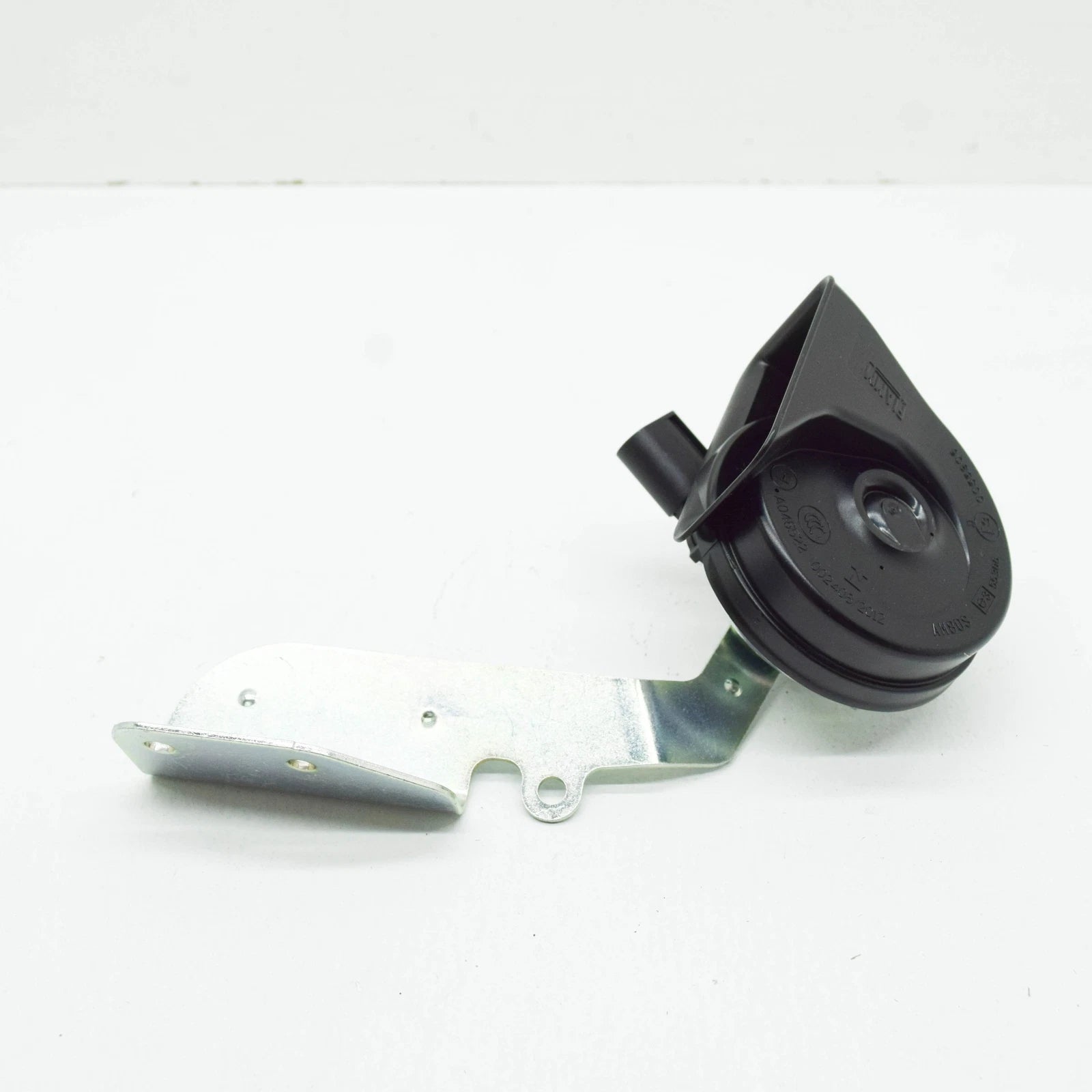 NEW MERCEDES-BENZ E COUPE C207 HIGH TONE HORN SIGNAL A2075421020 ORIGINAL