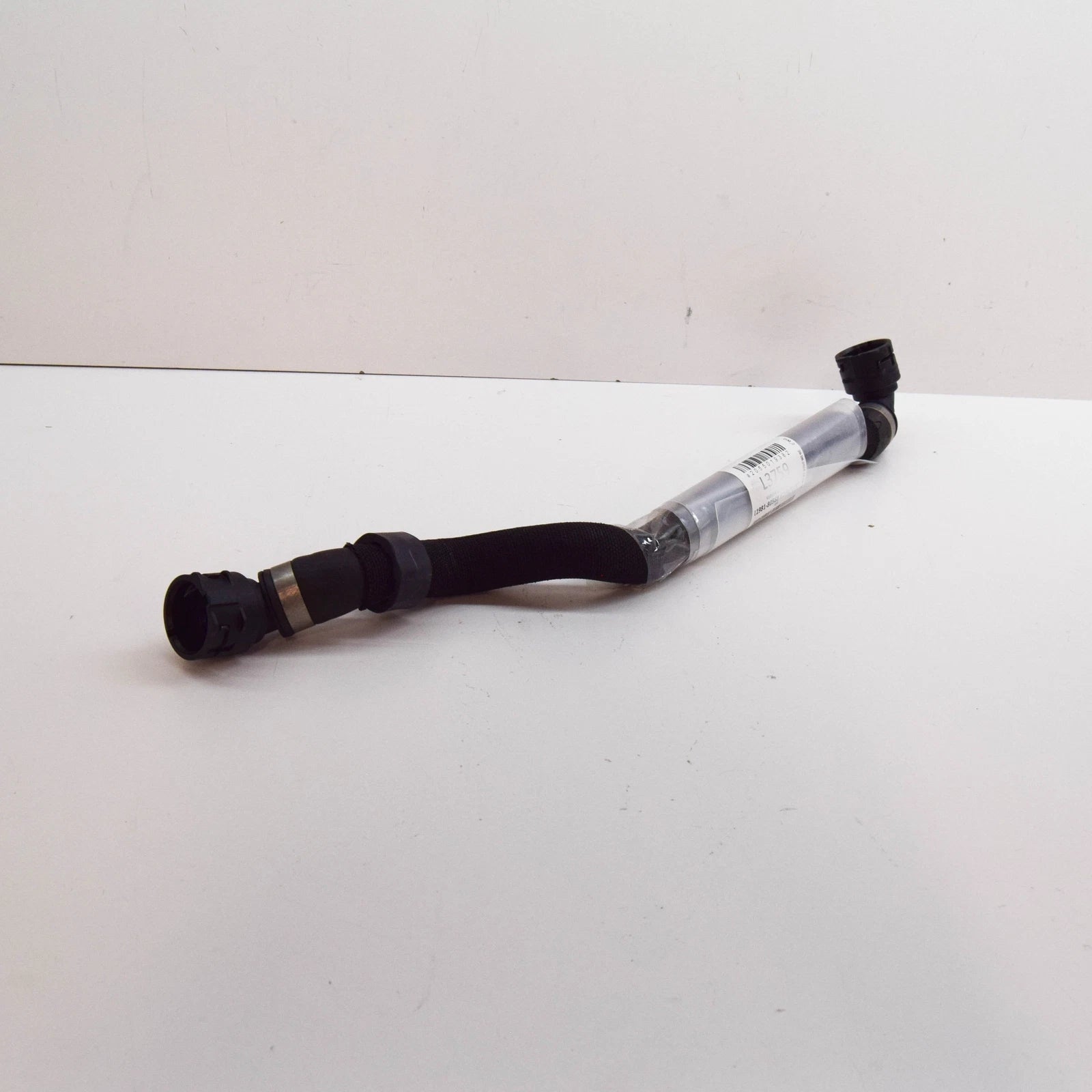 NEW MB C W205 COOLER TO LEFT WHEEL ARCH COOLER COOLANT HOSE A2055019382 ORIGINAL