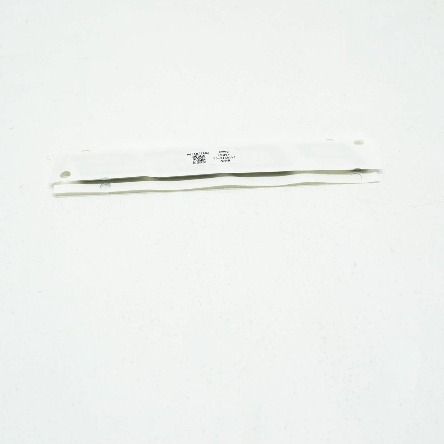 NEW BMW 5 G30 REAR TRUNK BOOTLID BADGE 51147418518 7418518 ORIGINAL