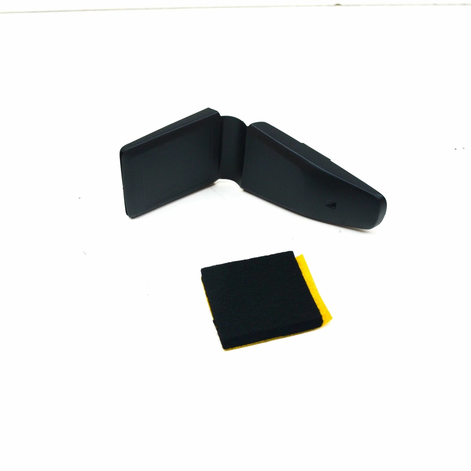 NEW VW TOUAREG 7P FRONT SEAT BELT ASSEMBLY COVER 7P0857563IFO ORIGINAL