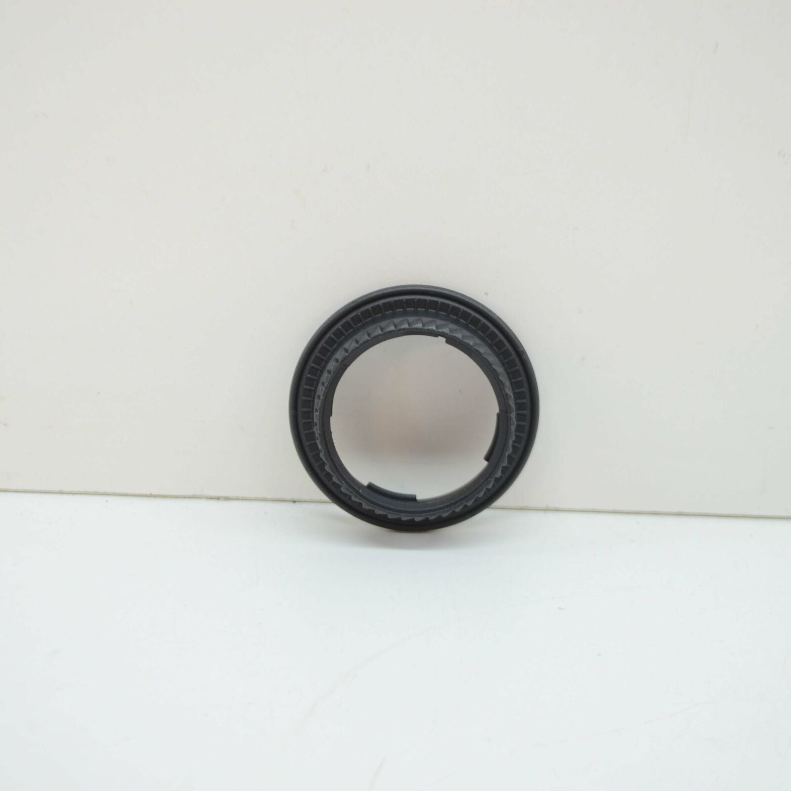 NEW MERCEDES-BENZ C-CLASS W204 IGNITION KEY CHROME TRIM RING A9066800065