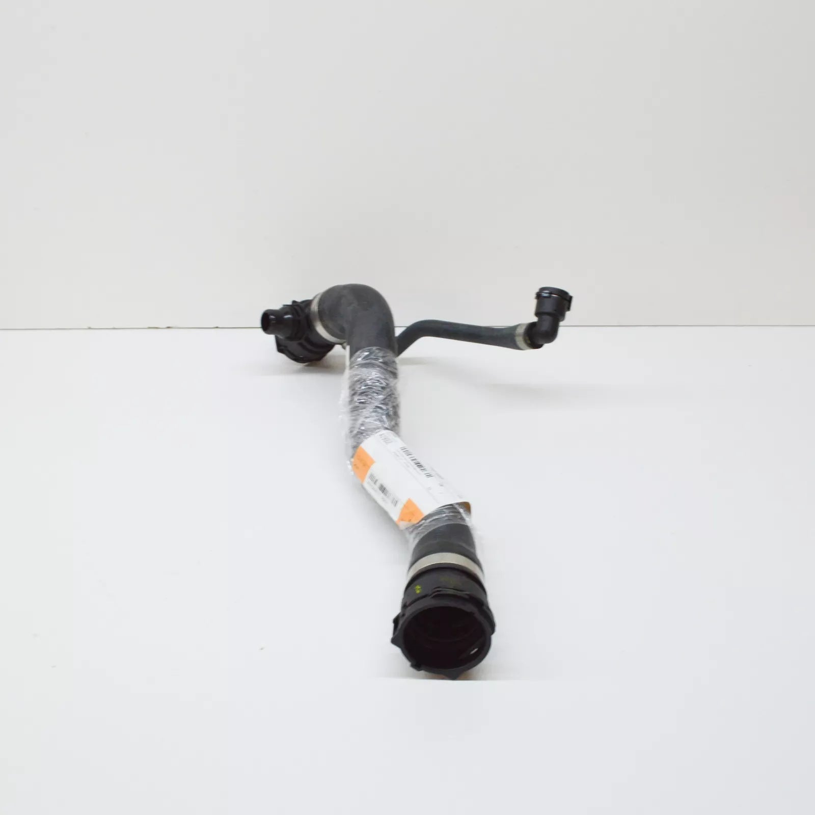 NEW BMW X3 E83 RADIATOR COOLANT HOSE 17123445893 3445893 ORIGINAL