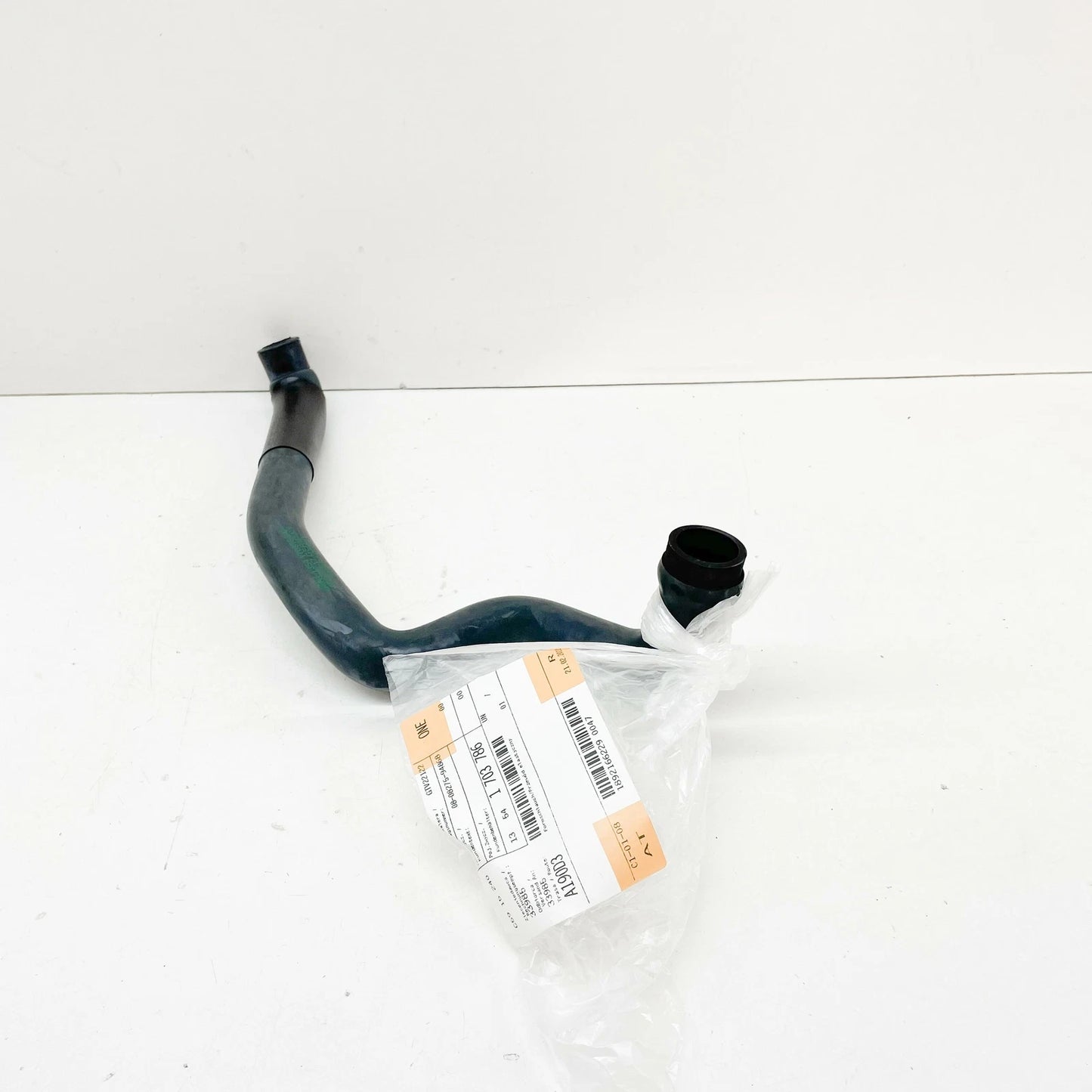 NEW BMW E34 E36 325I 325IS 525I 525IX M3 HOSE PIPE 13541703786 1703786 ORIGINAL