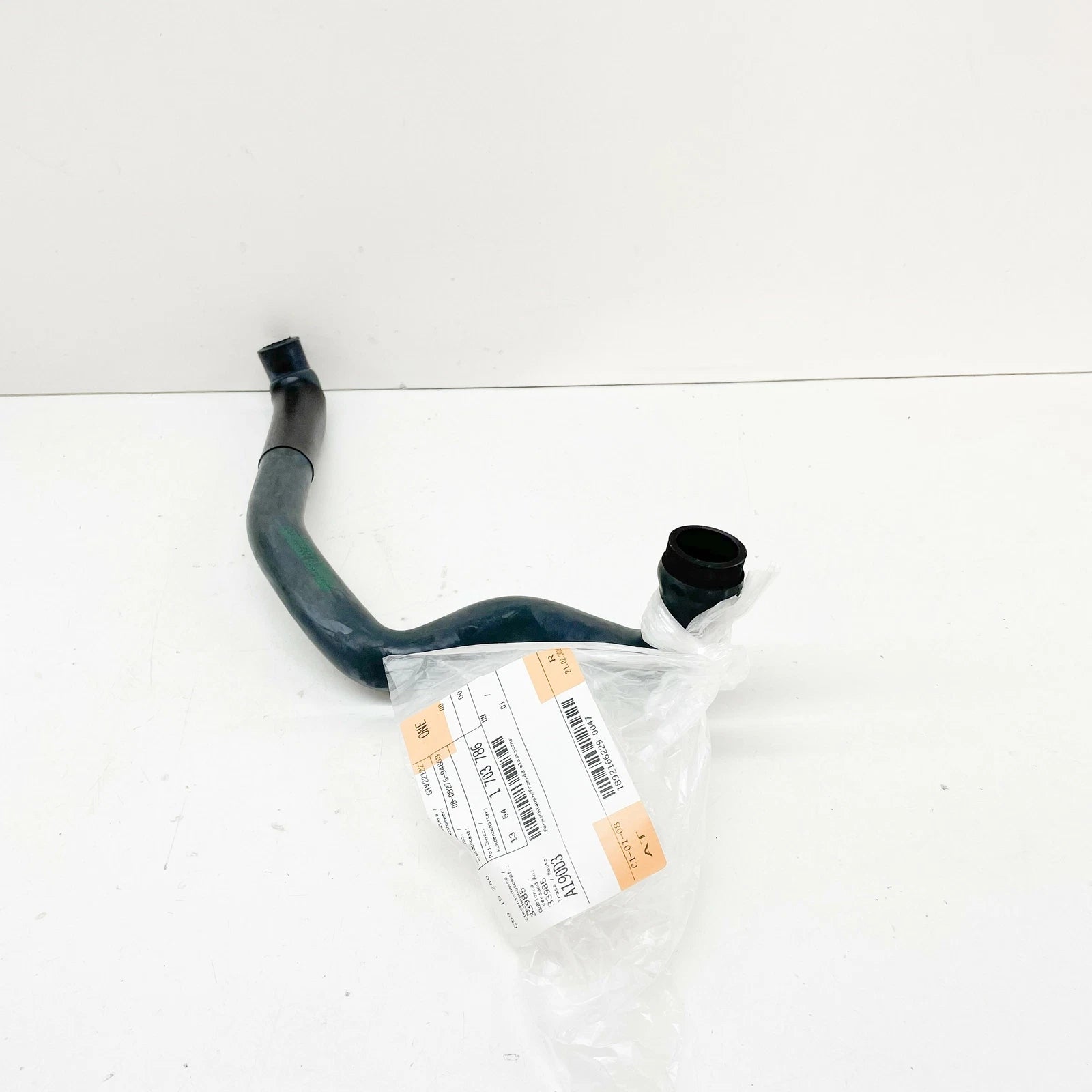NEW BMW E34 E36 325I 325IS 525I 525IX M3 HOSE PIPE 13541703786 1703786 ORIGINAL