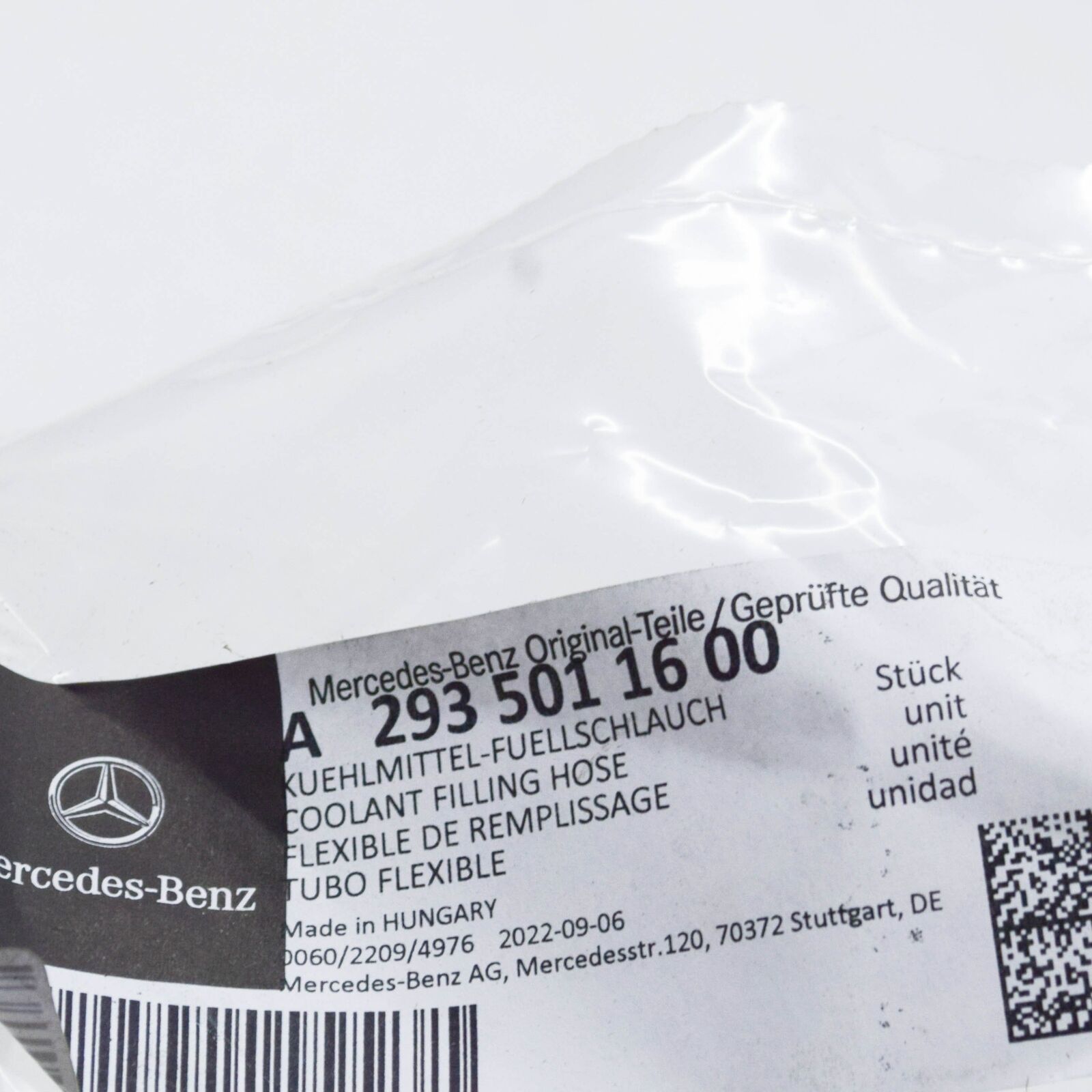 NEW MERCEDES-BENZ EQC COOLANT FILLING HOSE PIPE A2935011600 ORIGINAL